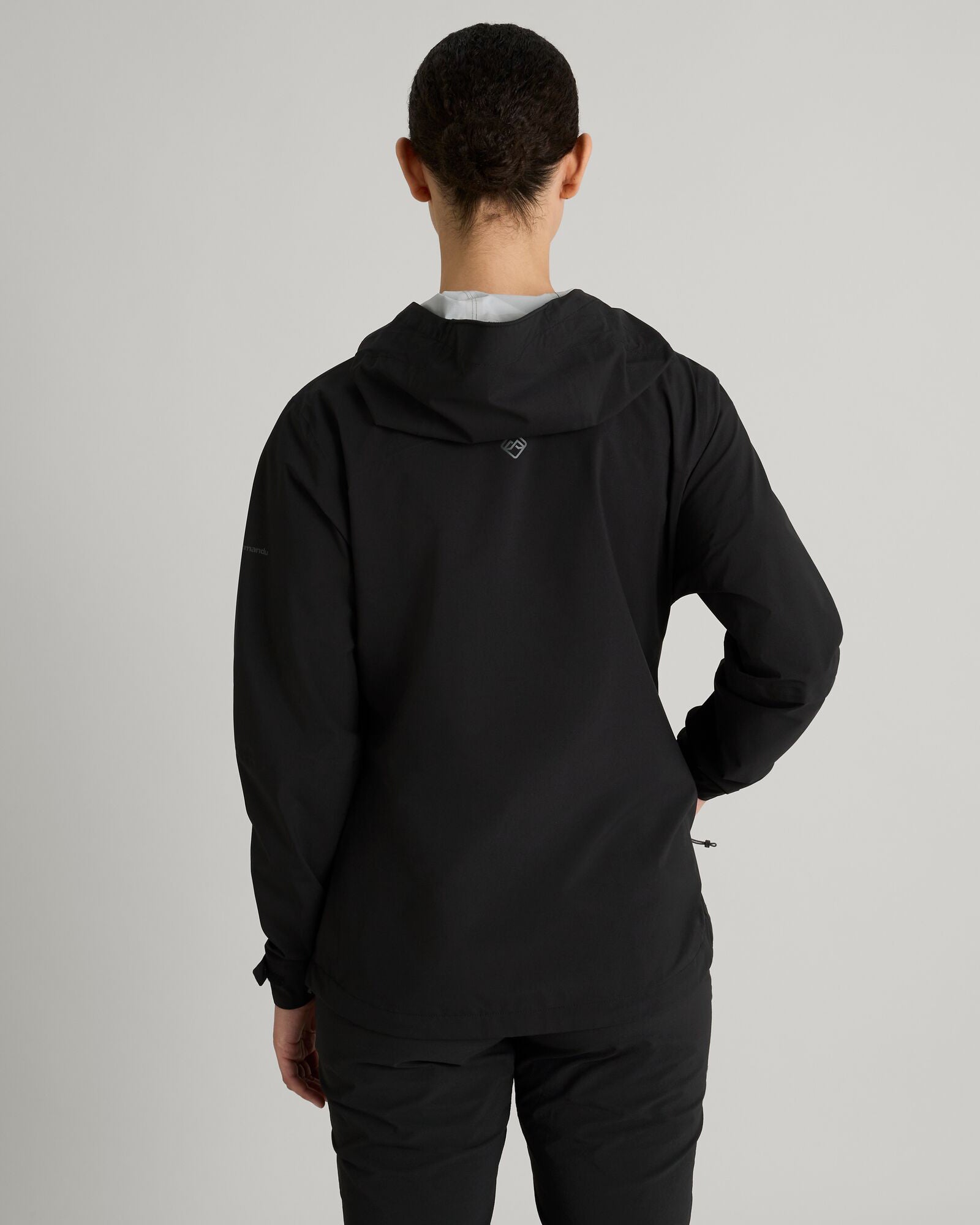 b0476_o4w_trailhead_2_5l_womens_rain_jacket_d_1743630505000