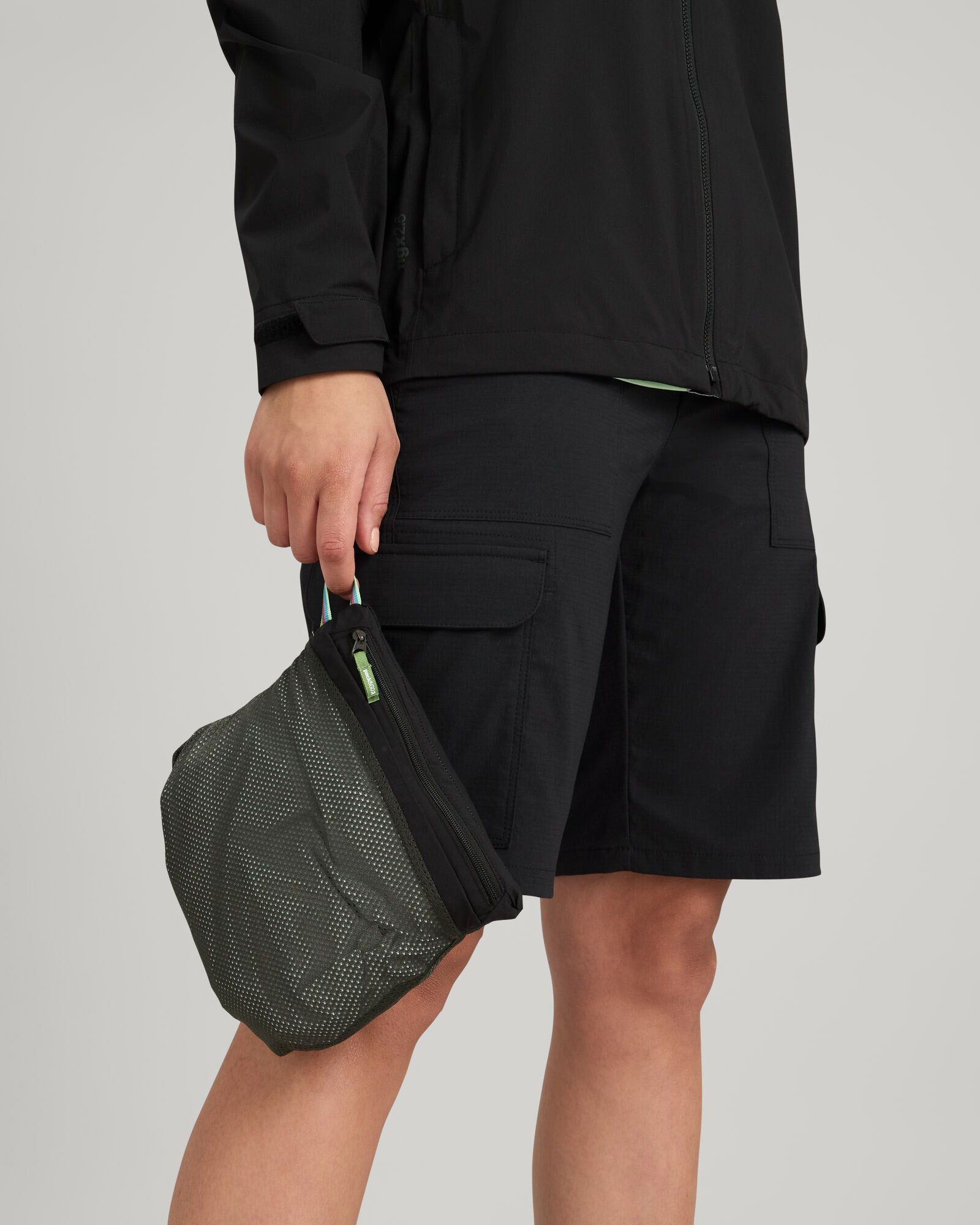 b0478_o4w_trailhead_stretch_2_5l_womens_rain_pants_l_1743633633000