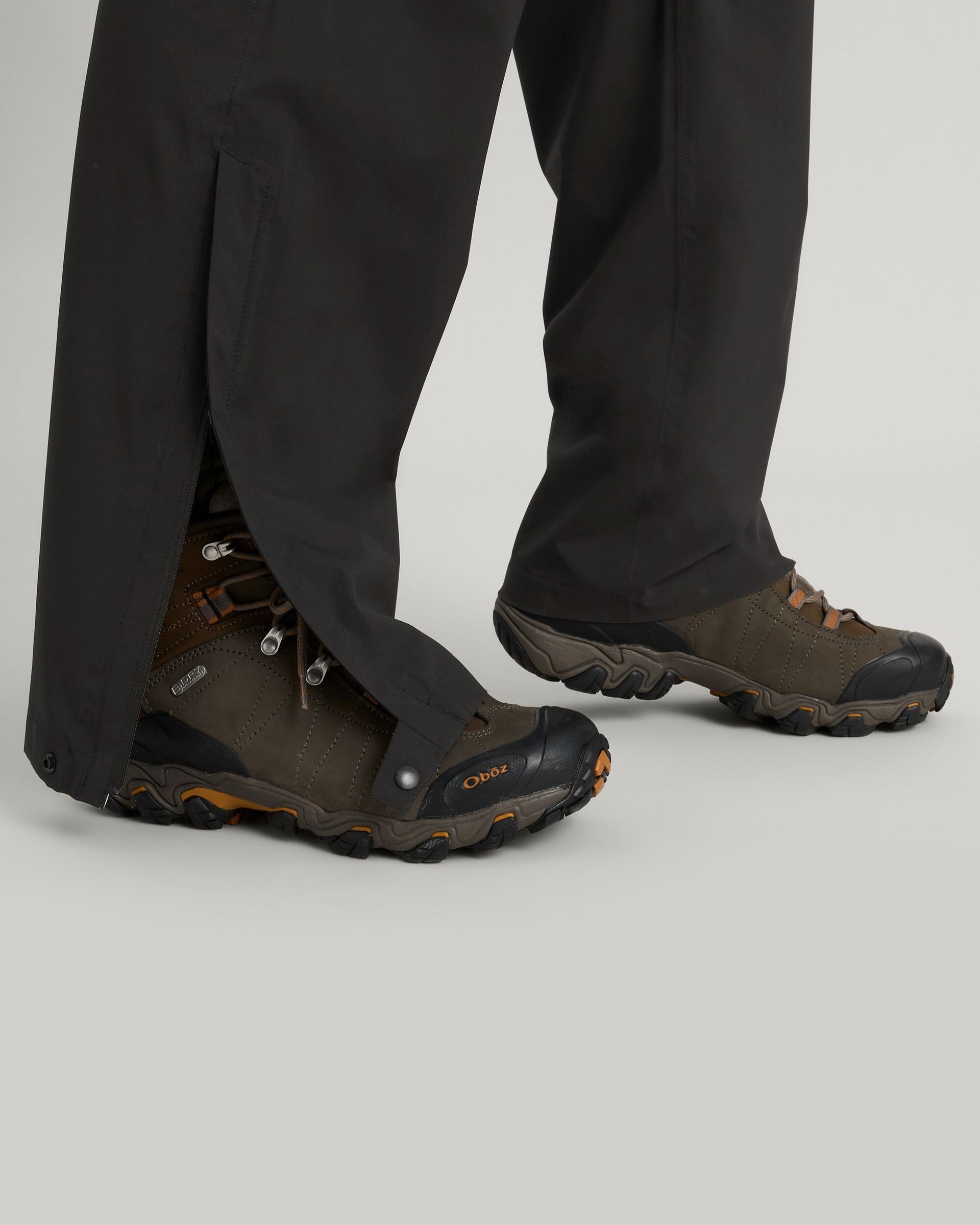 b0479_o4w_trailhead_stretch_2_5l_mens_rain_pants_f_1743633636000
