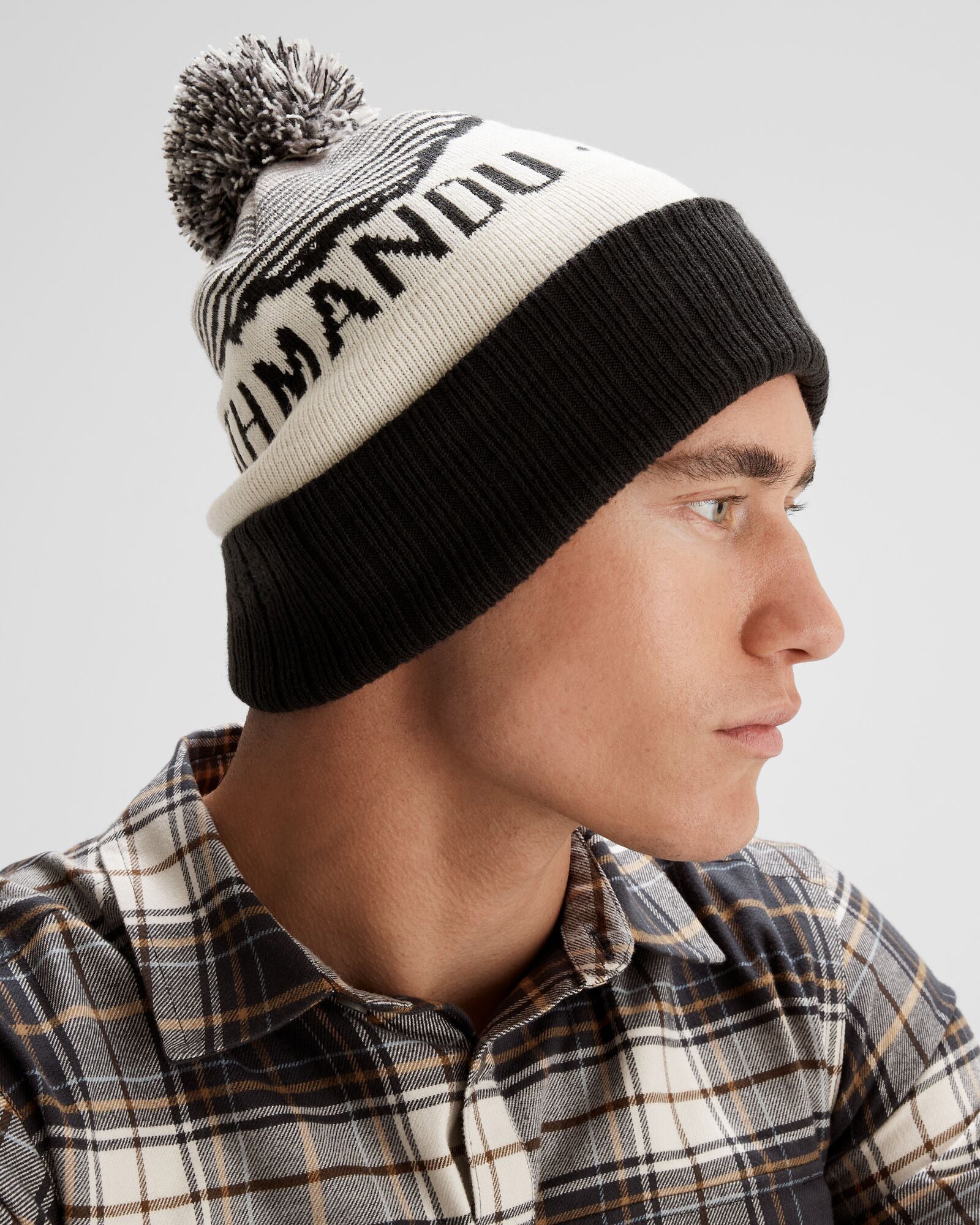 b0618_nzh_mtn_skies_pompom_beanie_c_1743633378000